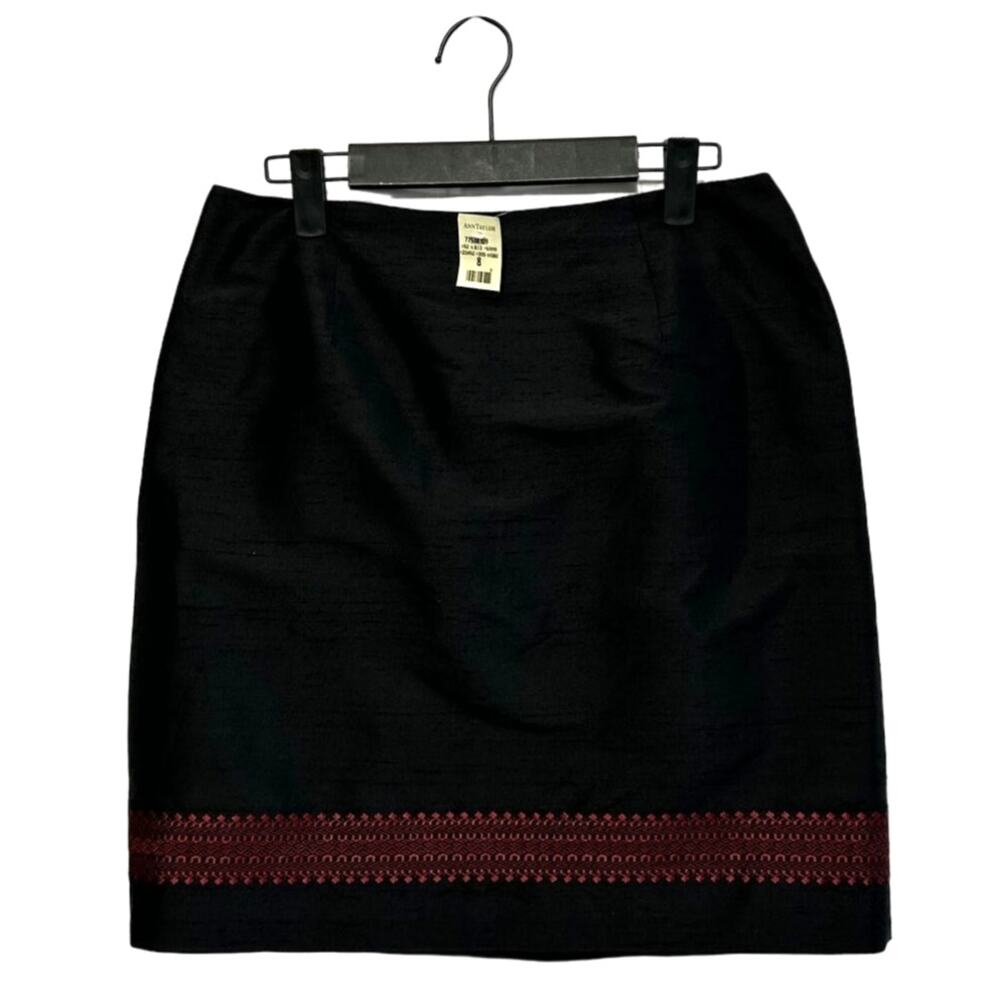 Ann Taylor Silk Shantung Embroidered Mini Skirt Vintage NWT Women's Sz 8 Black